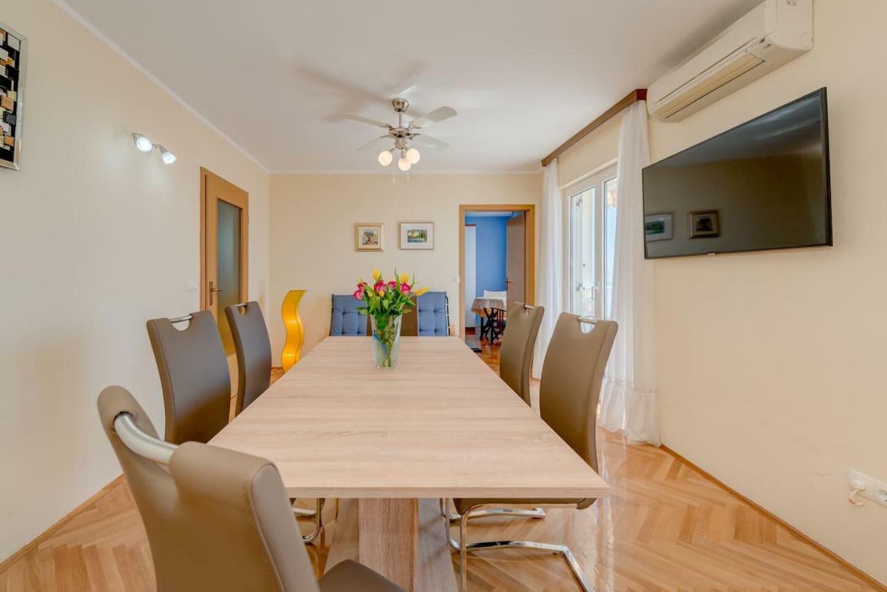 Villa Lille Trogir Bagian luar foto